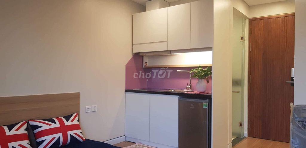 Studio full đồ 20m² – 2 phút ra Hồ Tây – chỉ 5 triệu/tháng