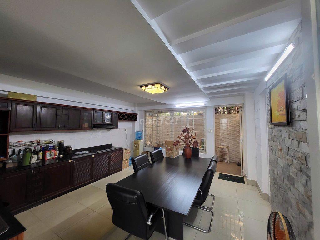 Bán nhà đẹp 5x18 KDC Sadeco Ven Sông giá 14 tỷ