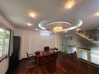 Bán nhà đẹp 5x18 KDC Sadeco Ven Sông giá 14 tỷ