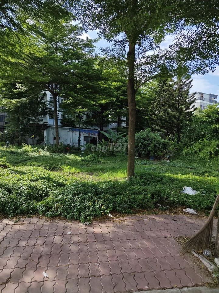 Bán đất nền nhà phố Kim Sơn đối diện công viên giá 16 tỷ