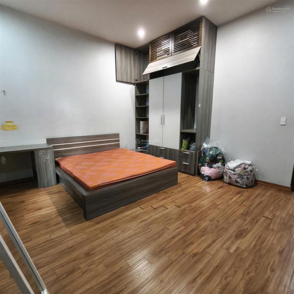 Cho thuê nhà ngõ 34 âu cơ  100m  4 phòng ngủ  giá chỉ 22 triệu/tháng