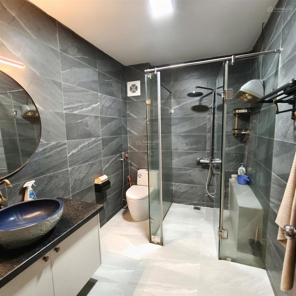 Cho thuê nhà ngõ 34 âu cơ  100m  4 phòng ngủ  giá chỉ 22 triệu/tháng