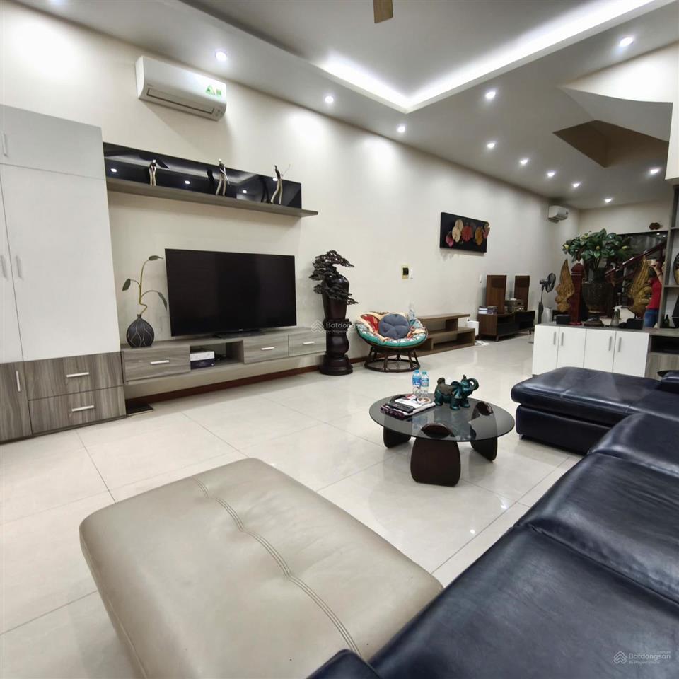 Cho thuê nhà ngõ 34 âu cơ  100m  4 phòng ngủ  giá chỉ 22 triệu/tháng