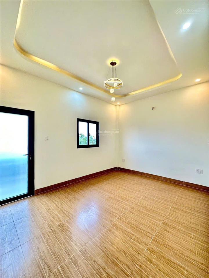 Bán nhà 1 lầu đường 4m hẻm thông xe hơi mỹ lộc  phước hậu, long an.