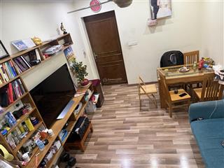 Cần bán căn hộ tập thể tái 24m2 x 2 tầng tại khu đức giang quận long biên hà nội. giá 1,7 tỷ