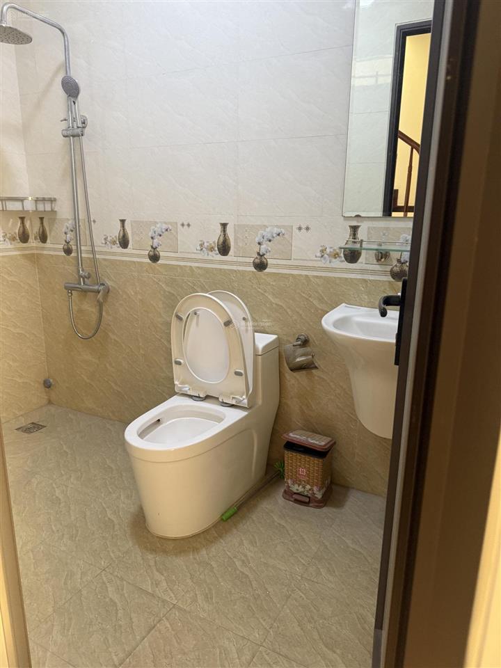 Chính chủ bán nhà phố ái mộ phường bồ đề, tp hà nội dt33m2 x4 tầng, 8,3 tỷ