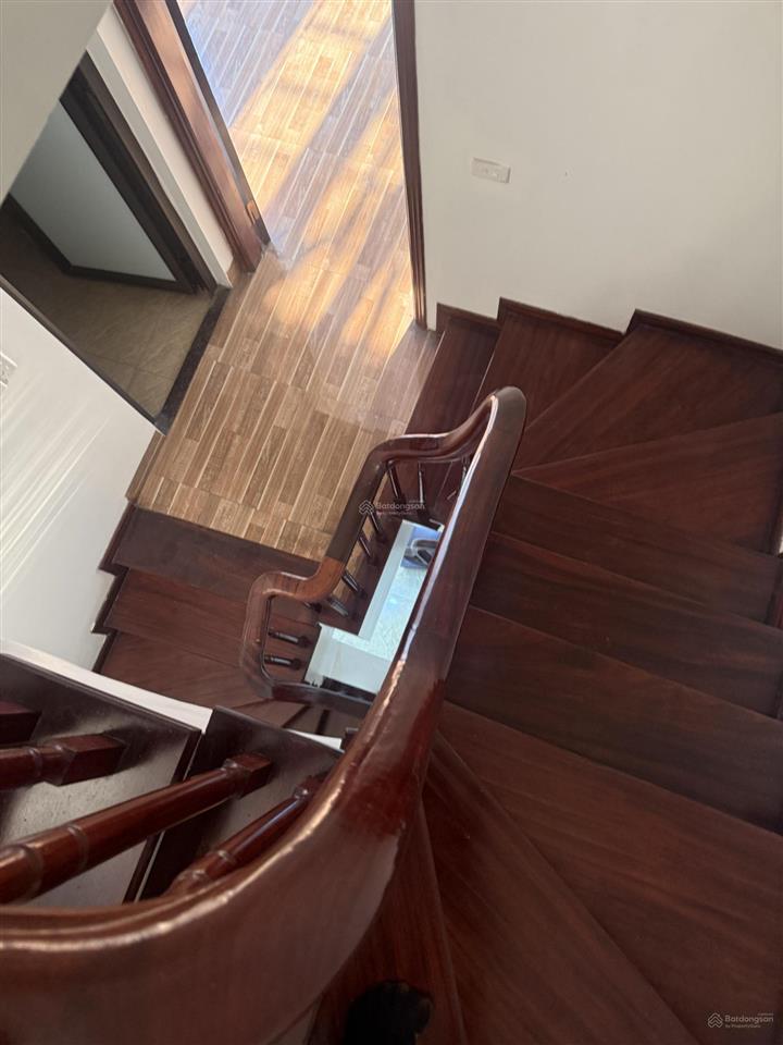 Bán nhà đất dt 33m2, xây 4 tầng mặt ngõ ô tô, phố ái mộ, bồ đề, hà nội 8,5 tỷ