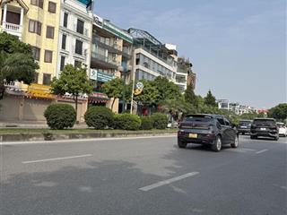 Bán nhà đất dt 33m2, xây 4 tầng mặt ngõ ô tô, phố ái mộ, bồ đề, hà nội 8,5 tỷ