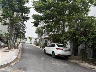 Bán nhà khu tái định cư phường việt hưng, tp.hà nội. dt 48m2, mt 6m nhà 4 tầng 11.2 tỷ