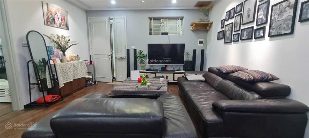 Bán căn chung cư khu đô thị việt hưng hà nội