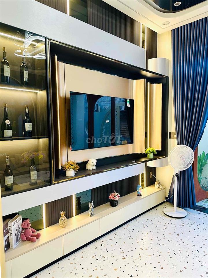 Bán nhà đường Nguyễn Như Hạnh