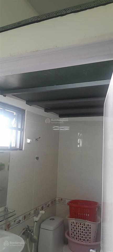 Còn 1p 3tr5 máy lạnh gần ngã tư thủ đức & các trường đh, khu cnc