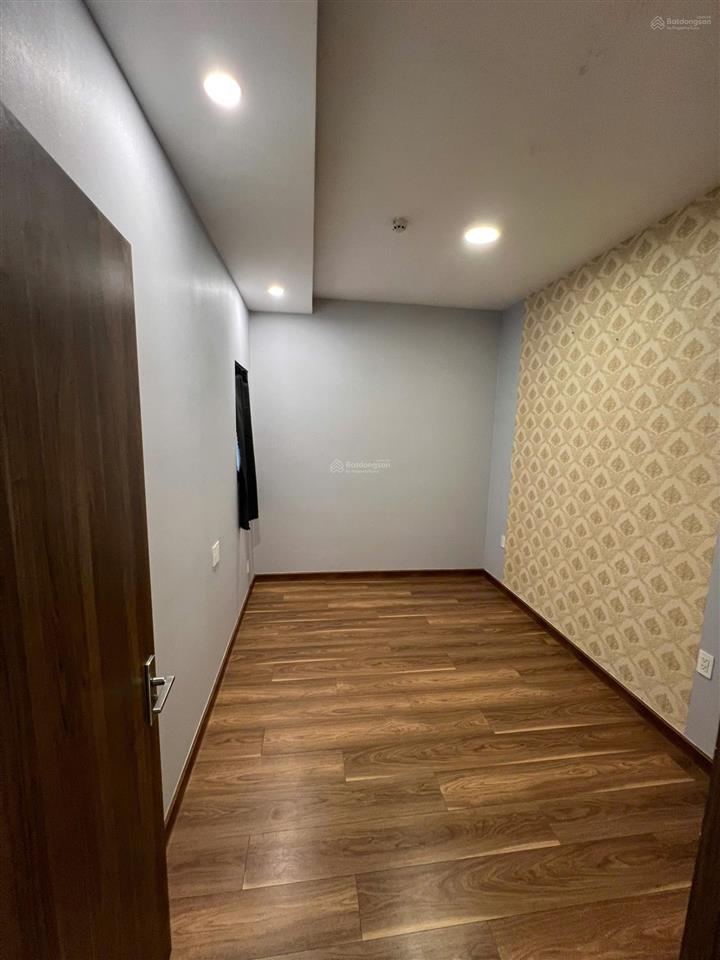 Cho thuê cc 2pn, 2wc, 67m2 ở q7 saigon riverside, giá siêu hời 9 triệu vnd