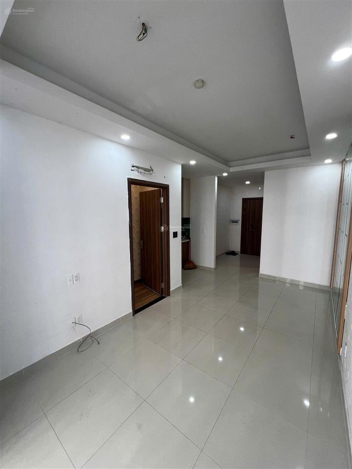 Cho thuê cc 2pn, 2wc, 67m2 ở q7 saigon riverside, giá siêu hời 9 triệu vnd