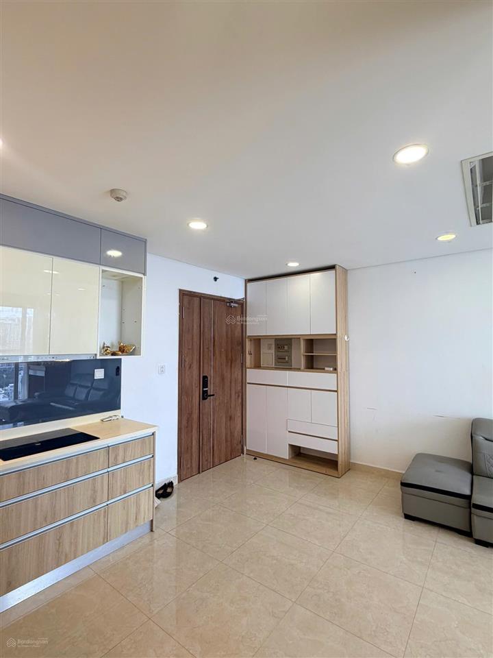 Bán căn hộ golden star quận 7 68m, 2pn 2wc, full nội thất, sổ hồng, chỉ 4,65 tỷ