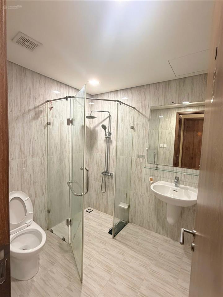 Bán căn hộ golden star quận 7 68m, 2pn 2wc, full nội thất, sổ hồng, chỉ 4,65 tỷ
