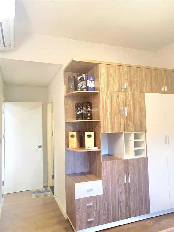Cho thuê căn hộ luxgarden quận 7 2pn 2wc 68.67m² view sông trực diện full nội thất giá 10 triệu