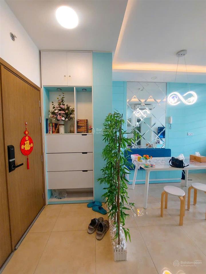 Bán căn hộ luxgarden quận 7 2pn 2wc 61.55m² view sông trực diện giá 3.4 tỷ