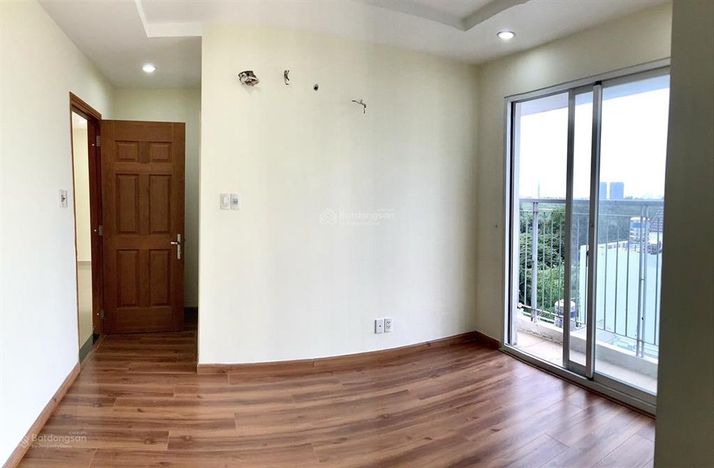 Hàng hiếm tại căn hộ hưng phát, chỉ 8,5 triệu cho căn 80m2, 2pn2wc nhà trống.  0903 357 ***