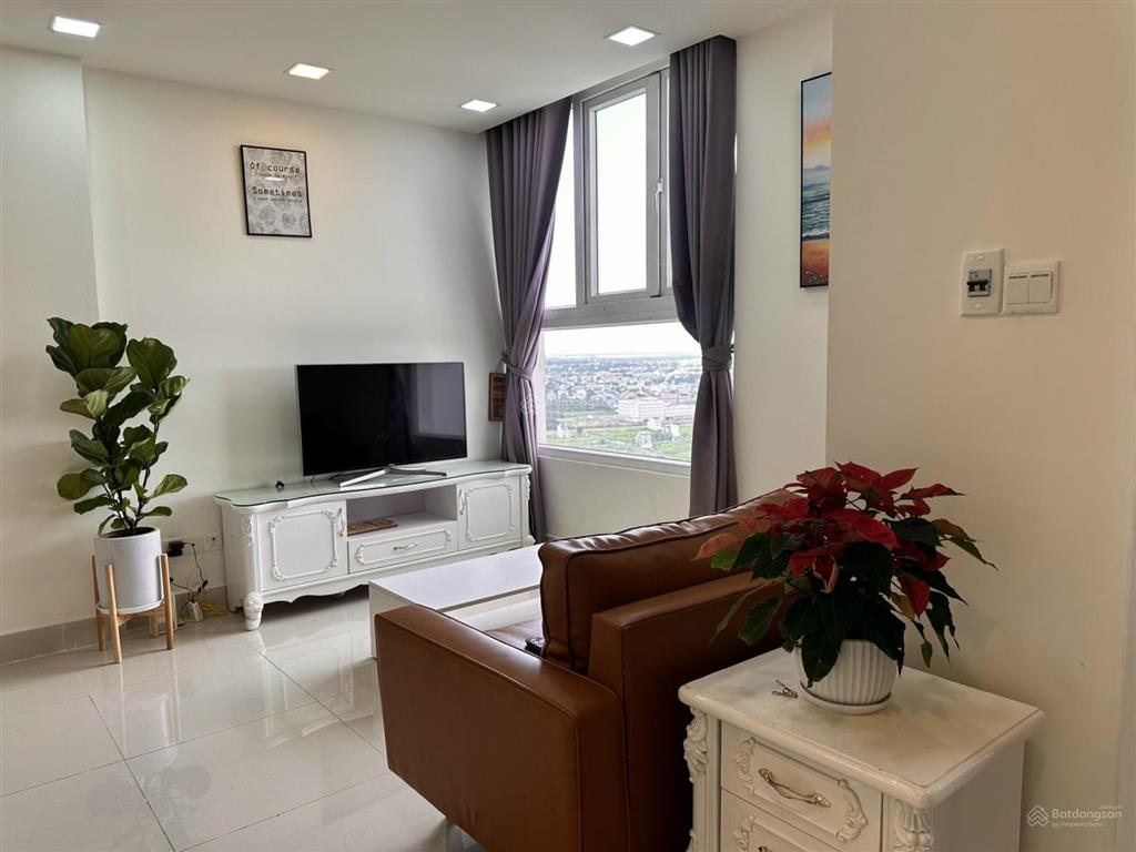Chỉ 3tỷ3 có ngay ch tại cc the park residence, nguyễn hữu thọ, dt 73m2, giá cực hot.  0903 357 ***