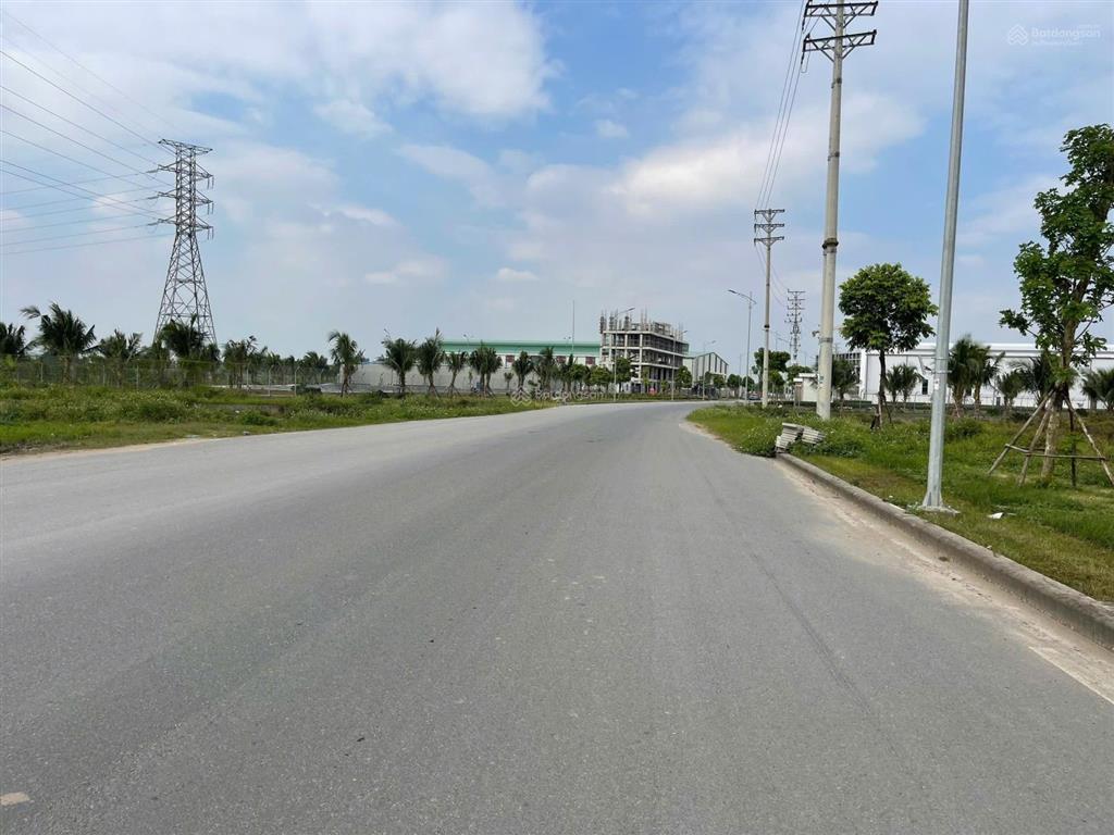 Chính chủ cần bán gấp 3.000 đất kcn đồng văn 1 mở rộng, đồng văn 5 nút giao vực vòng, cao tốc