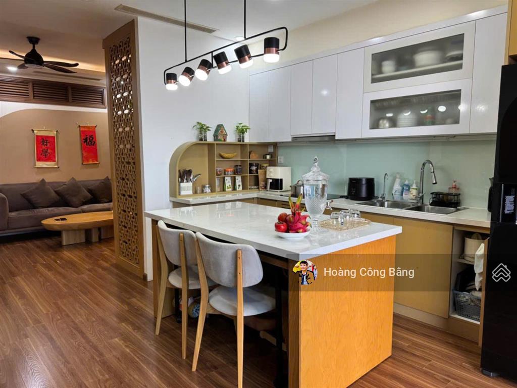 Thiện trí bán chung cư n04b lanmrk 151m2 | 4pn & 3wc. giá tốt