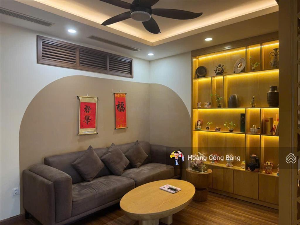Thiện trí bán chung cư n04b lanmrk 151m2 | 4pn & 3wc. giá tốt