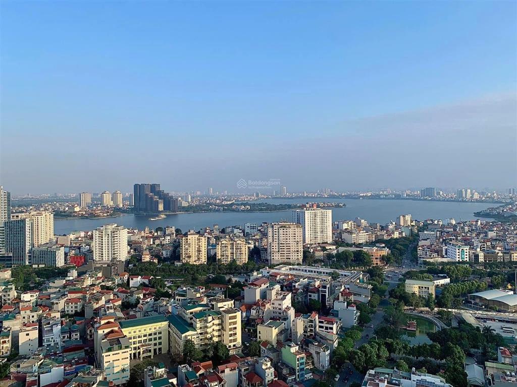 Bán nhanh chcc kosmo tây hồ, hồ 102m2 | 3pn & 2wc. view hồ tây đẹp lung linh