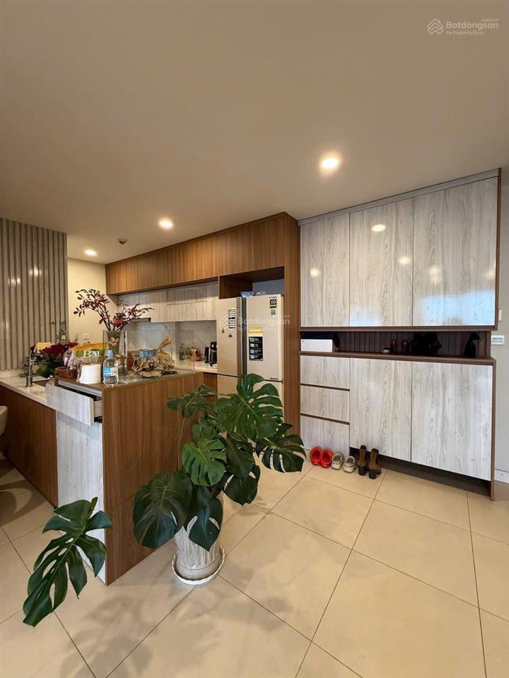 Cần bán nhanh kosmo tây hồ 83,4m2 | 2pn & 2wc. view hồ tây chỉ 9 tỷ