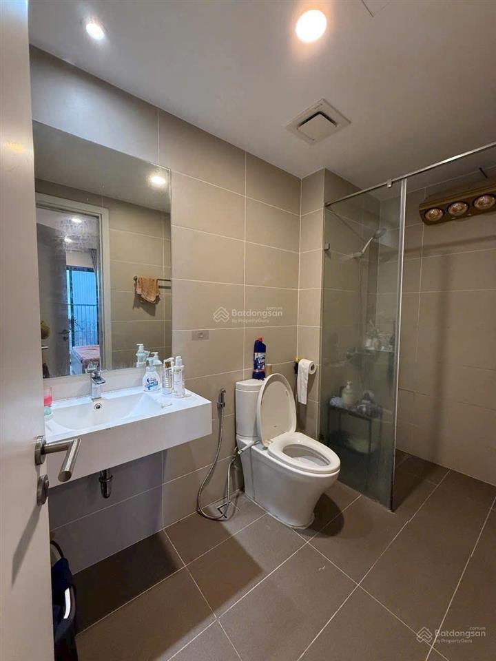 Cần bán nhanh kosmo tây hồ 83,4m2 | 2pn & 2wc. view hồ tây chỉ 9 tỷ