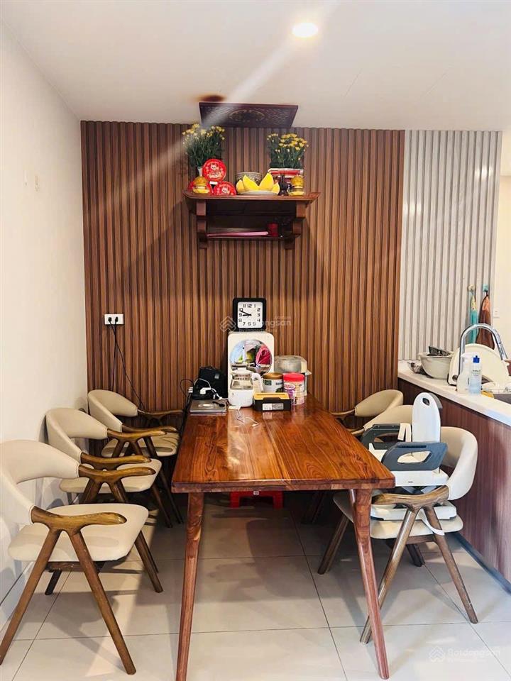 Cần bán nhanh kosmo tây hồ 83,4m2 | 2pn & 2wc. view hồ tây chỉ 9 tỷ