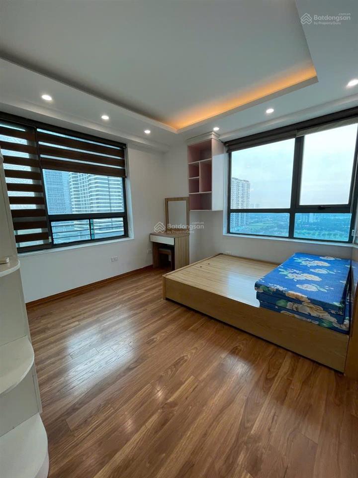 Cần bán nhanh căn hộ n03t1 ngoại giao đoàn sẵn sổ hồng 90m2 chỉ 8 tỷ