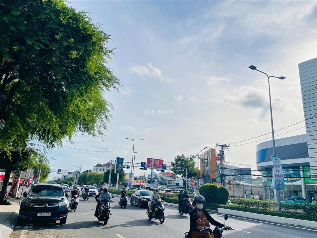 Nền 80m2 mt đường 30/4, tân an, cần thơ 4.05x20m (vị trí thương hiệu)
