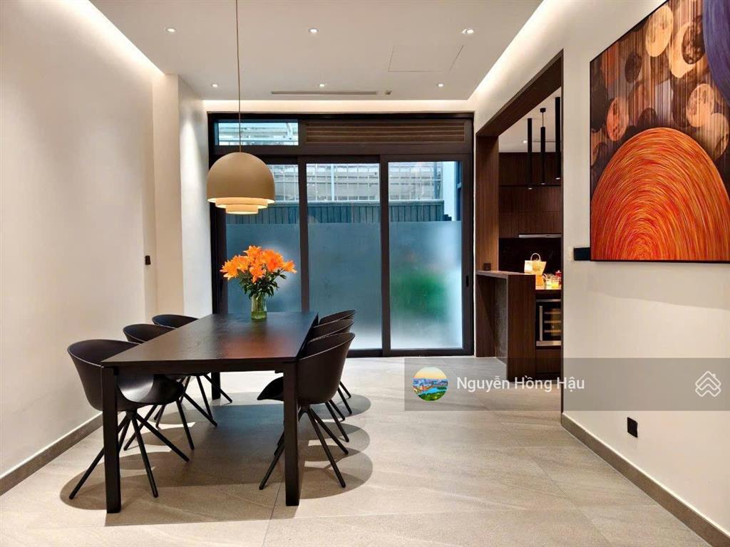 Cần bán gấp căn biệt thự phú mỹ hưng nhà siêu đẹp full nội thất nhập vào ở ngay giá bán 38 tỷ