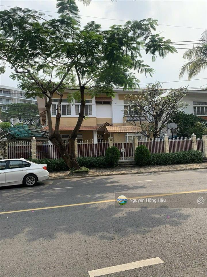 Hot hot hot! biệt thự đơn lập mỹ tú  mặt tiền đường lý long tường vị trí siêu đẹp cần bán gấp