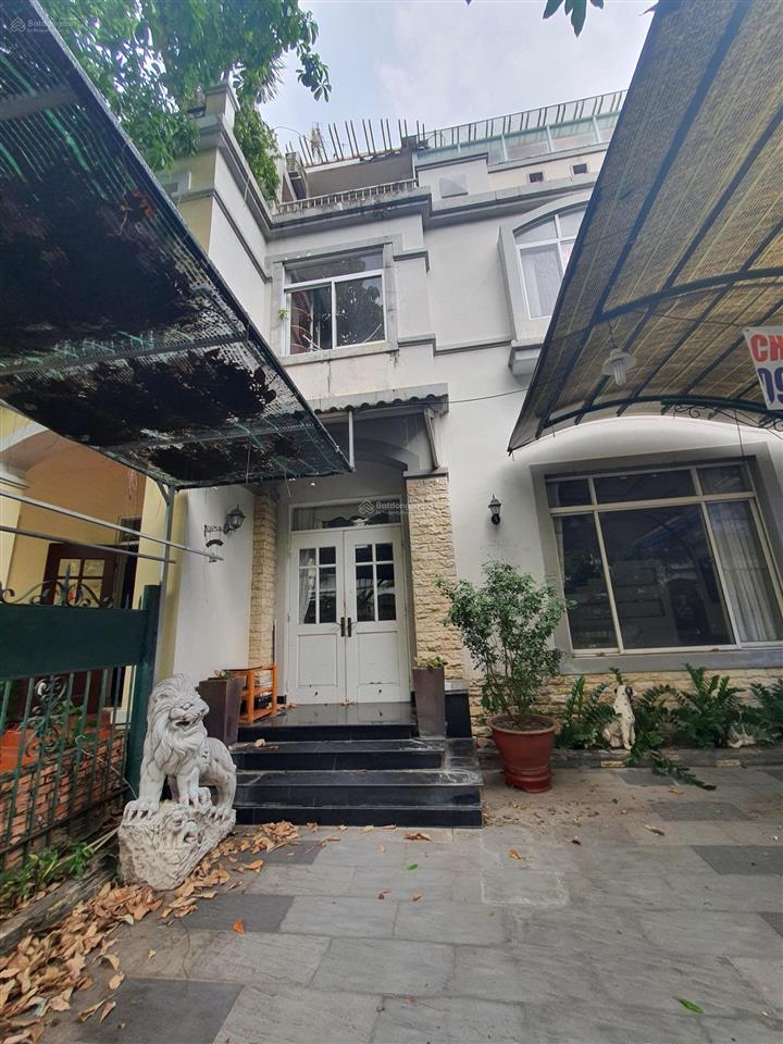 Cần bán biệt thự phú mỹ hưng giá cực kì tốt 34,5 tỷ dt 126m2 giá tốt nhất thị trường