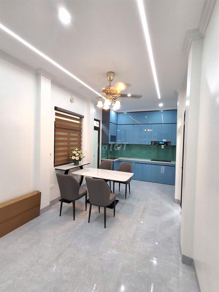 Tôi bán nhà 6 tầng , đầu ngõ 181, Trần Phú, Văn Quán, Phường Hà Đông