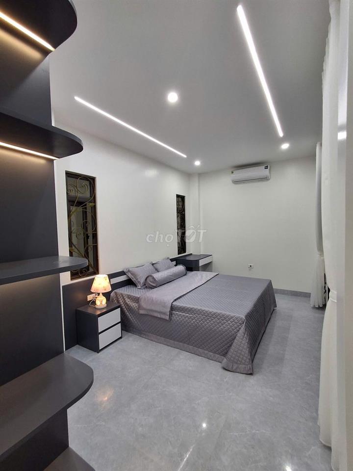 Tôi bán nhà 6 tầng , đầu ngõ 181, Trần Phú, Văn Quán, Phường Hà Đông