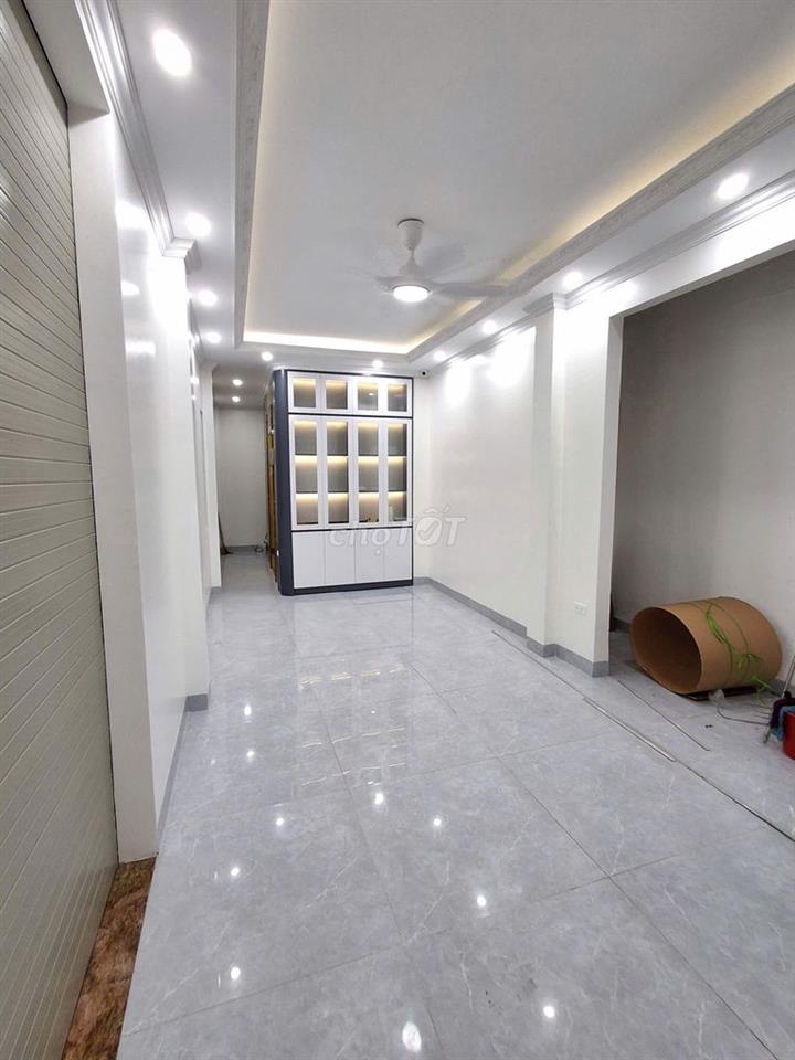 Tôi bán nhà 6 tầng , đầu ngõ 181, Trần Phú, Văn Quán, Phường Hà Đông