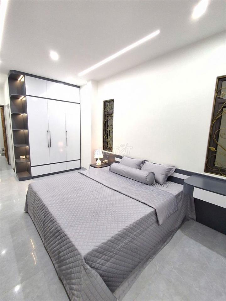 Tôi bán nhà 6 tầng , đầu ngõ 181, Trần Phú, Văn Quán, Phường Hà Đông