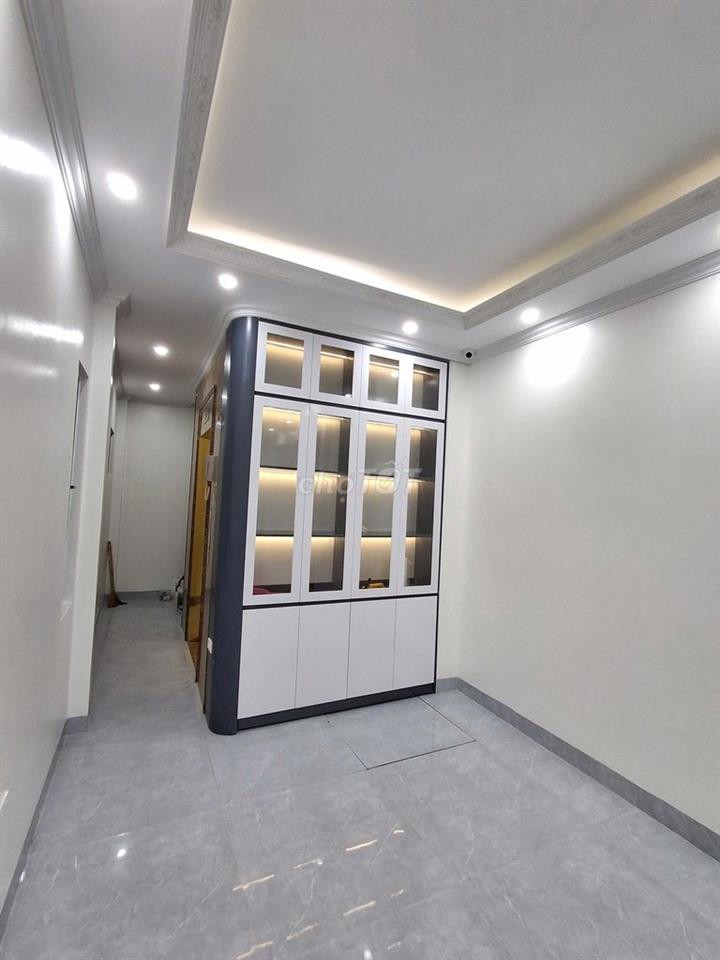 Tôi bán nhà 6 tầng , đầu ngõ 181, Trần Phú, Văn Quán, Phường Hà Đông
