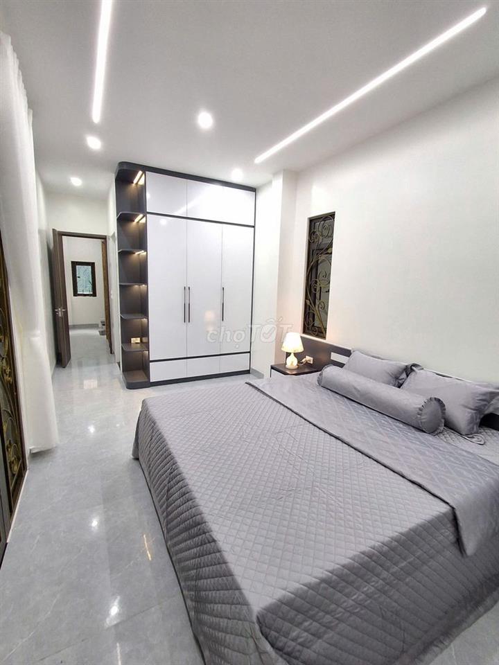 Tôi bán nhà 6 tầng , đầu ngõ 181, Trần Phú, Văn Quán, Phường Hà Đông