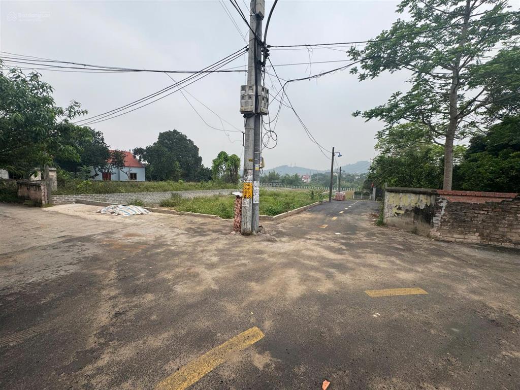 Chính chủ bán lô góc 2 mặt tiền kinh doanh đất ở đô thị