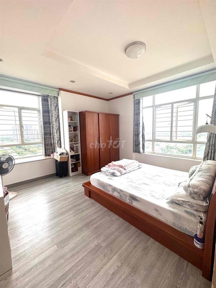 Chính chủ - căn 3PN Phú Hoàng Anh 129m2 - hướng siêu mát