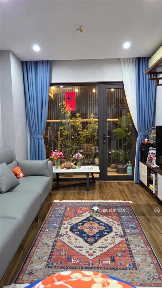 Tôi có quỹ căn 2pn đồng phát có ban công giá từ 4.6 tỷ, diện tích từ 76,5m2 trên sổ