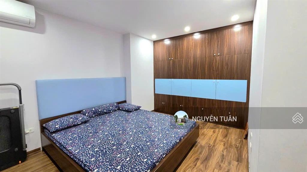 Tôi có quỹ căn 2pn đồng phát có ban công giá từ 4.6 tỷ, diện tích từ 76,5m2 trên sổ