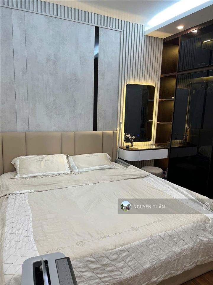 Bán căn 3pn 100m2 tòa vip ct2a gelexia giá 7.9 tỷ. view gamuda.