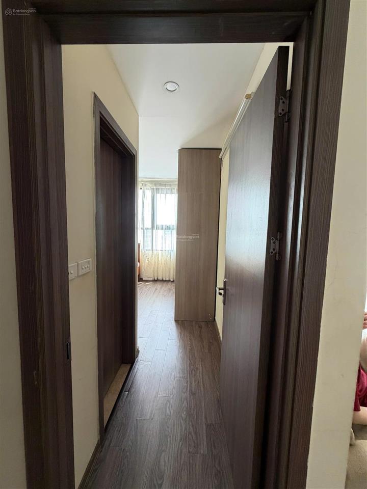 Bán căn hộ helios 2pn 2wc, ban công hướng đông, view nhạc nước time