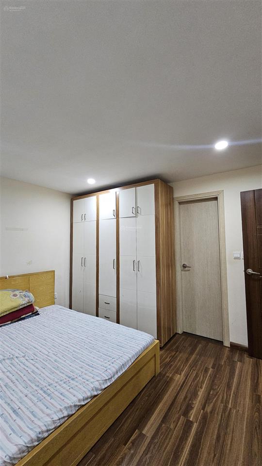 Bán căn hộ 76,5m2 2pn 2wc, giá 6.9 tỷ