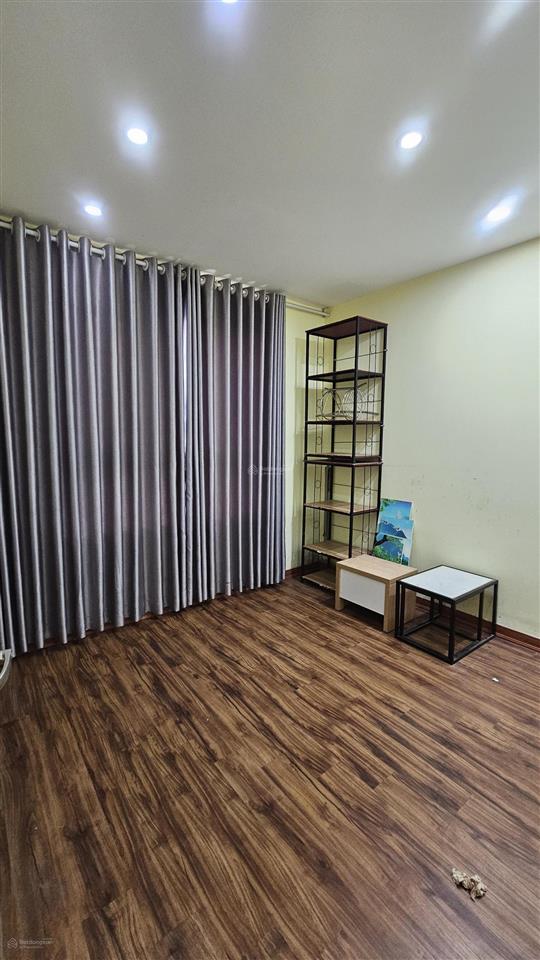 Tôi có căn hộ tầng trung ct3 65m² giá 4.55 tỷ tl